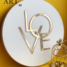 Зеркальная накладка "LOVE"